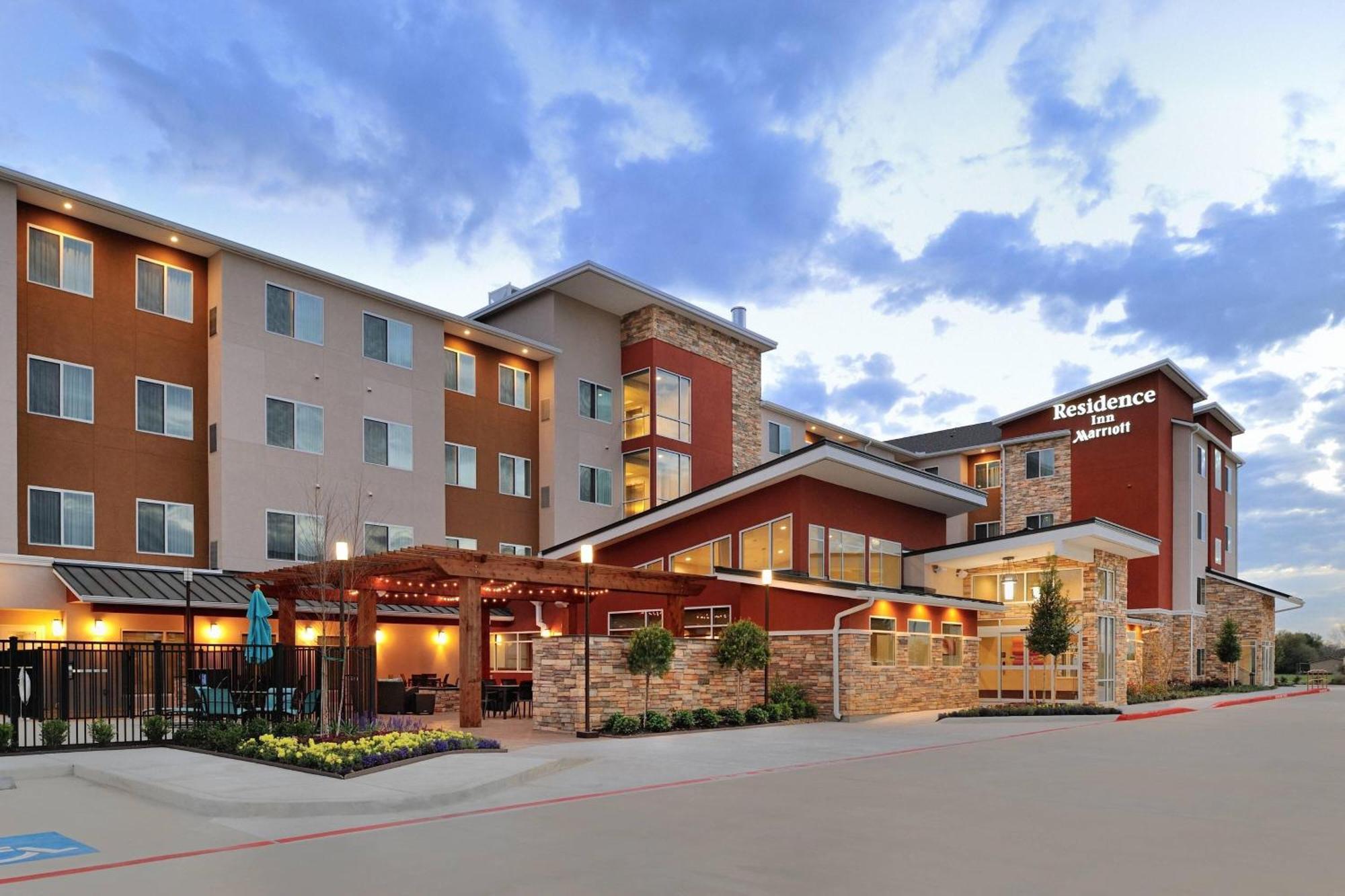 Residence Inn By Marriott Houston Томбол Екстериор снимка